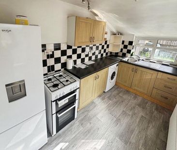 2 bedroom terraced house to rent - Photo 6
