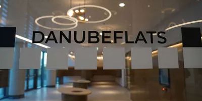 Rare corner unit, executive 32nd floor, amazing view, fully furnished 50m2 + 30 m2 Balcony - Photo 3