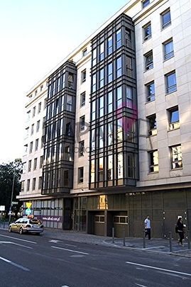 APARTAMENT 2 POKOJE Z GARAŻEM - Zdjęcie 1