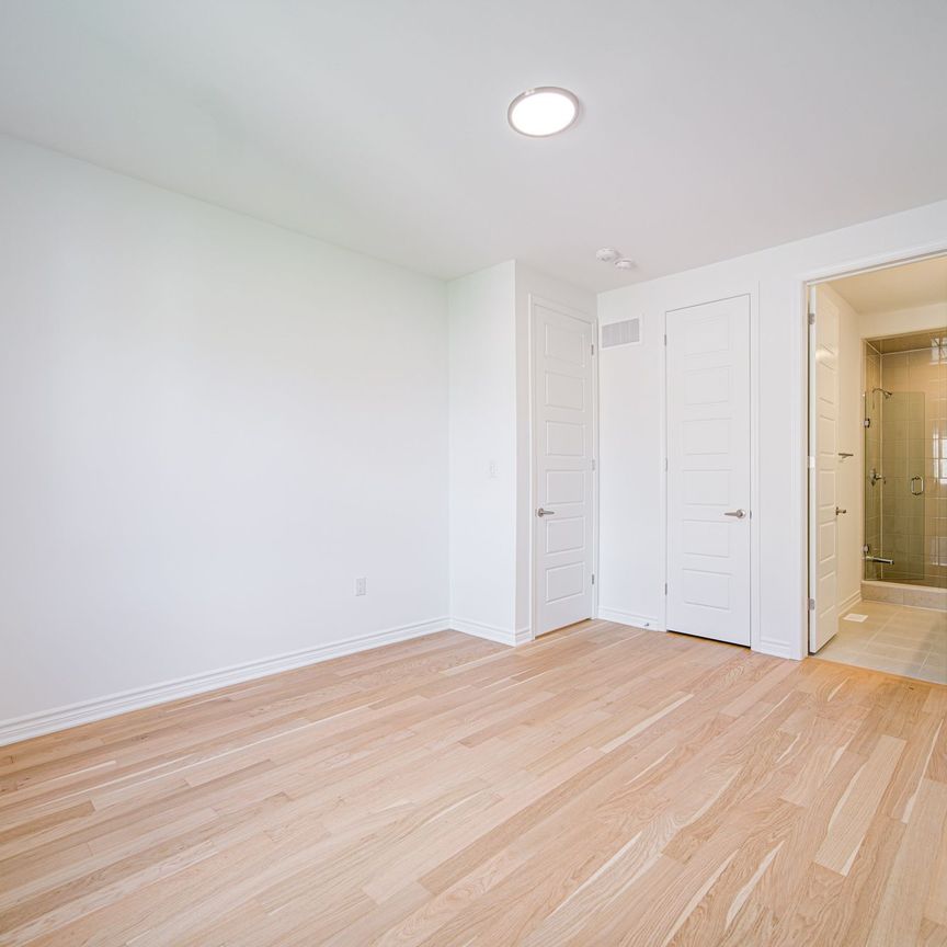 For Lease - 3149 Meadowridge Drive, Oakville, Ontario - Photo 1