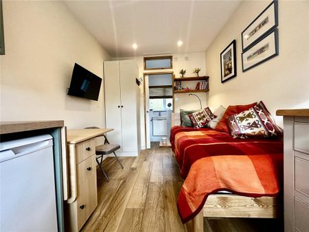 Studio to rent - Photo 3