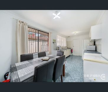 68 Mulligan Street, Bossley Park, NSW 2176 - Photo 3