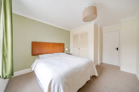 2 bedroom maisonette to rent - Photo 4