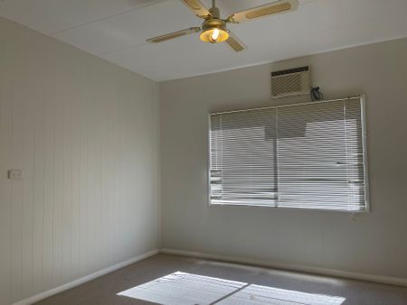 North Location - Three Bedrooms - Photo 3