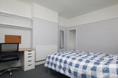 3 bedroom terraced house to rent - Photo 4