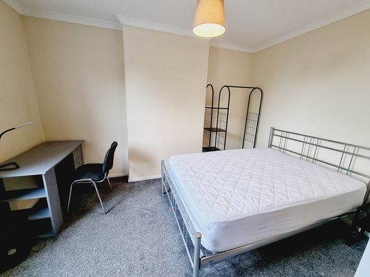 2 Bed Student Accommodation - Photo 1