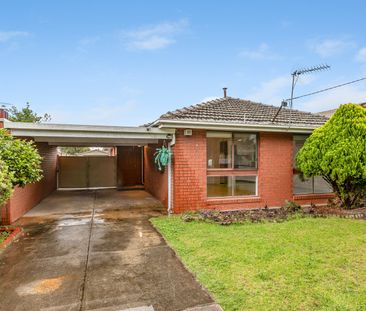 12 Powlett Street, Altona Meadows VIC 3028 - House For Rent | Domain - Photo 6