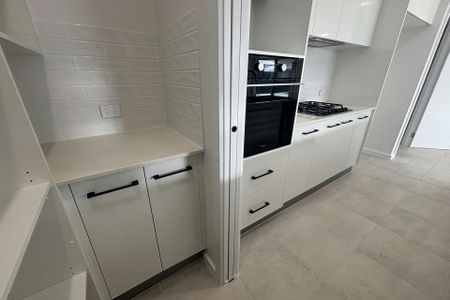 BRAND NEW FOUR BEDROOM FAMILY HOME - Photo 5