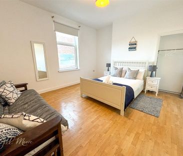 2 bedroom maisonette to rent - Photo 6