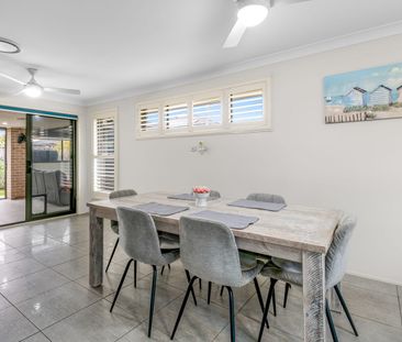 Discover the Luxury Breathtaking Single Level Allworth Home in Nort... - Photo 4