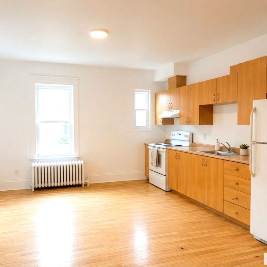 26, Kennedy Sud, Sherbrooke (Deauville) à louer - Photo 1