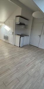 Location Appartement 1 pièce 17m² PERIGUEUX 24000 - Photo 3