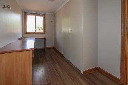 Spacious Four Bedroom Family Home in Fantastic Location - Photo 2