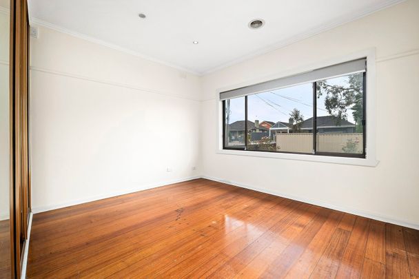 242 Parer Road, Airport West VIC 3042 - Photo 1