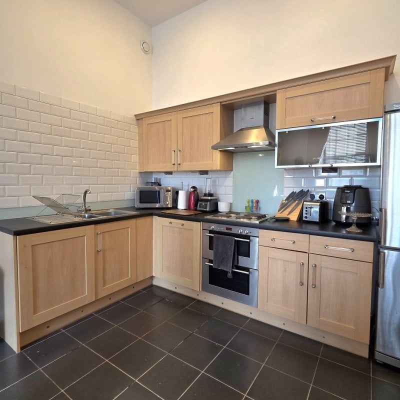 St Georges Walk, GOSPORT - Photo 1