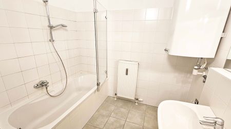 COOLE DACHTERRASSENWOHNUNG in der INNENSTADT - Foto 4