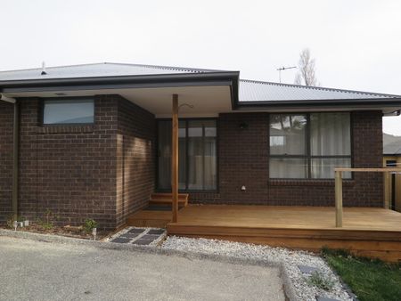 2/14 Lewan Avenue Kingston TAS 7050 Australia - Photo 5