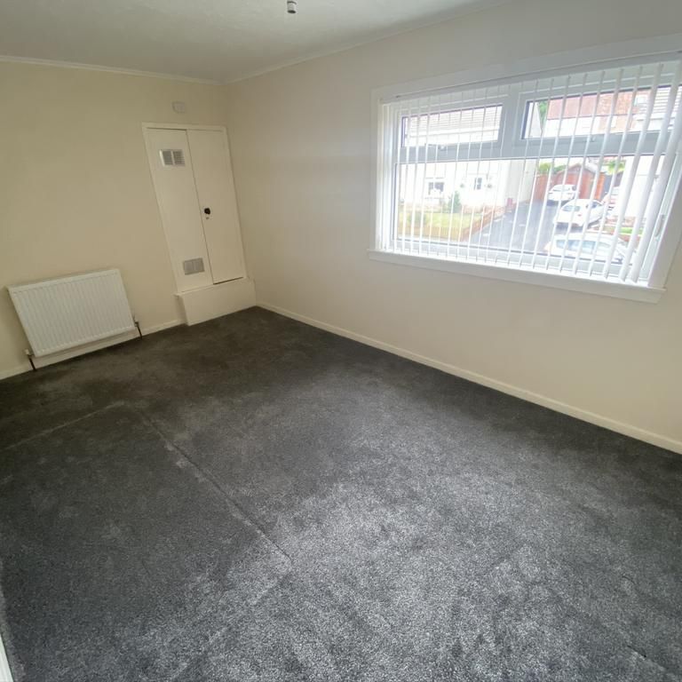 2 bedroom semi-detached house to rent - Photo 1