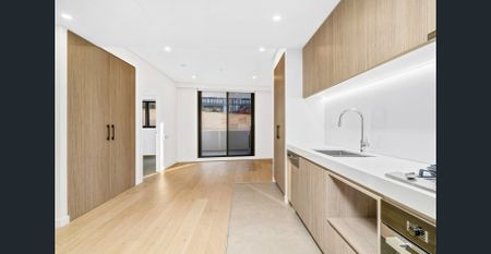 Light filled courtyard apartment - Photo 2