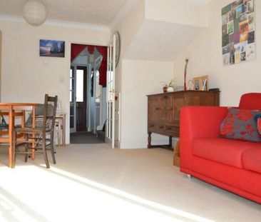 2 bedroom terraced house to rent - Photo 1