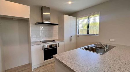 A Real Gem On Applegrove! - Photo 2