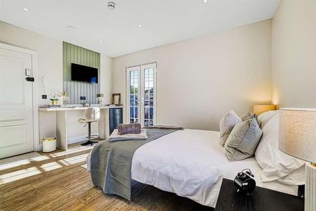 Thundersley Park Road, Benfleet, SS7 - Photo 5