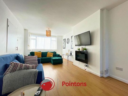 3 bedroom semi-detached house to rent - Photo 1