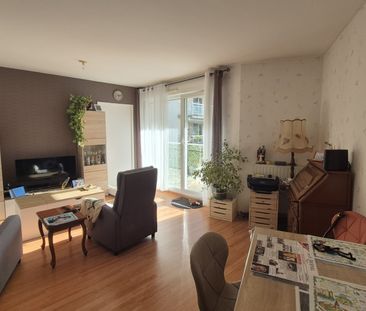 Location Appartement 4 pièces 81m² Y 80190 - Photo 2