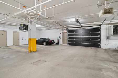2375 Av. Ekers, #105 - Photo 4