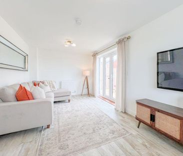 3 bedroom detached house to rent - Photo 2