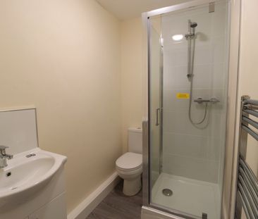 Abbott Road, Bournemouth, Dorset - Photo 3