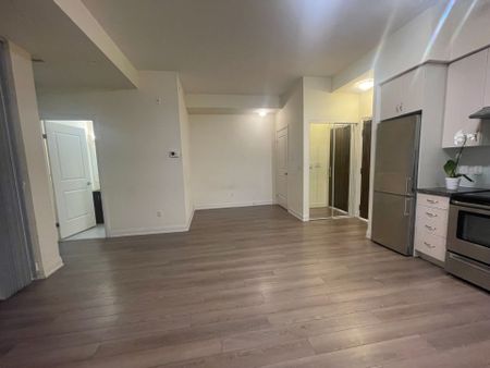 For Lease - 8763 Bayview Avenue Unit# 619, Richmond Hill, Ontario - Photo 3