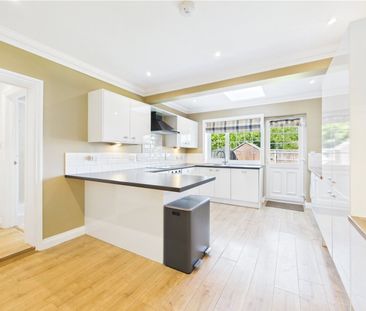 Hunt Cottages, Goring Lane, Mortimer, Reading, RG7 - Photo 1