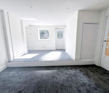 4 bedroom detached house to rent - Photo 6