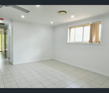 Perfect Location - In Girraween Public School Catchment! - Photo 1