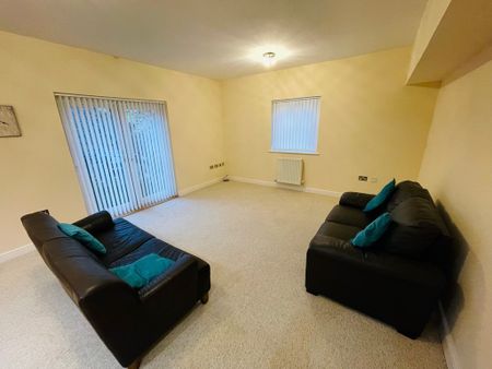 Hartshaw, Moorgate Road, S60 2AD - Photo 3