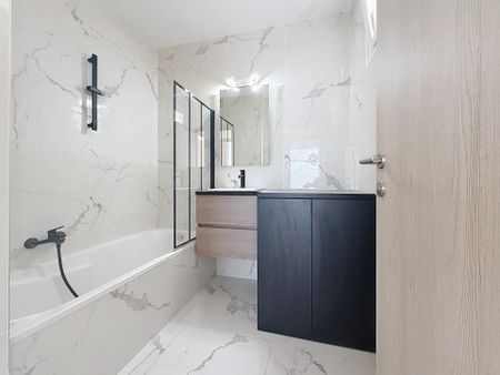 Location Appartement 2 pièces 36m² NICE 06100 - Photo 2