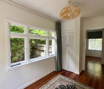 Art Deco Bungalow – 2 Double Bedrooms + Flex Room - Photo 3