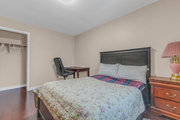For Lease - 734 Woburn Woods Lane Unit# unit 2, Mississauga, Ontario - Photo 1