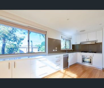 Low maintenance home in the Vermont Secondary catchment. - Photo 6