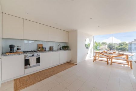 3 bedroom apartment to rent - Photo 4