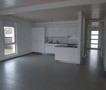 4 1/2 Zimmerwohnung Obergeschoss - Photo 2