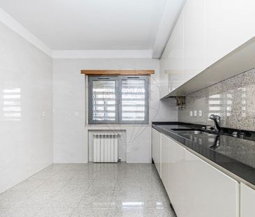 3 room luxury Apartment for rent in São Domingos de Benfica, Lisbon - Photo 1