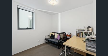 Vibrant Prahran Living with Resort-Style Amenities - Photo 3