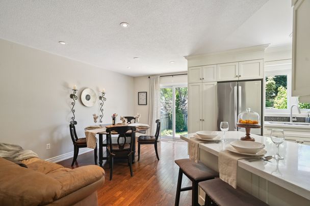 For Lease - 2970 Glover Lane, Burlington, Ontario - Photo 1