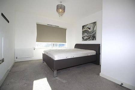 2 Bedroom Apartment - Purpose Built To Let - Photo 5