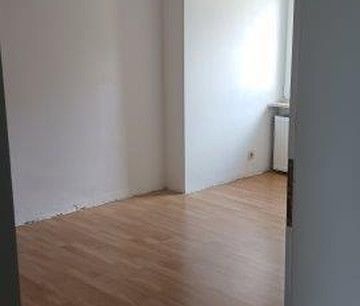 Miete inkl. Nebenkosten: 1.350 € pro Monat, plus Strom, plus Heizung - Photo 3