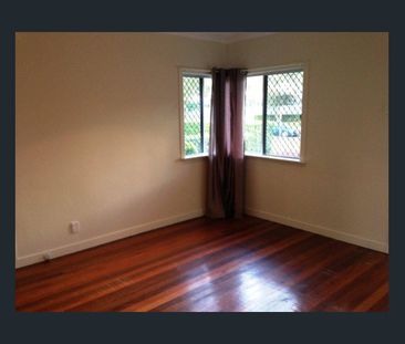 Charming Family Home in the Heart of Virgini - Photo 6