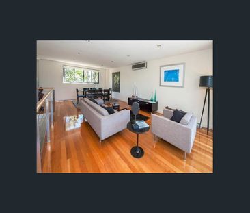 North Facing, Sun Filled, Two Level Townhouse - Photo 4