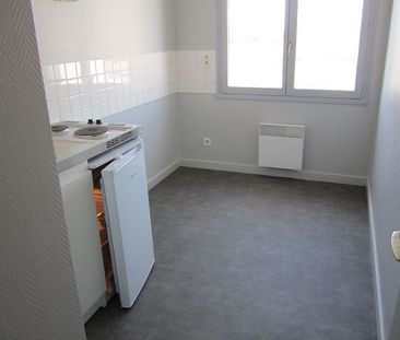 Location Appartement 1 pièce 30m² ANGERS 49000 - Photo 3